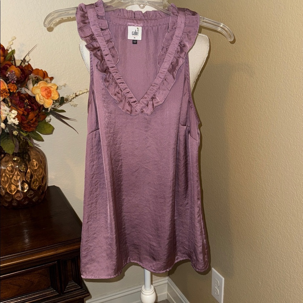 Cabi 4357 lilac purple Tally sleeveless ruffle v neck top blouse size medium - Picture 2 of 3